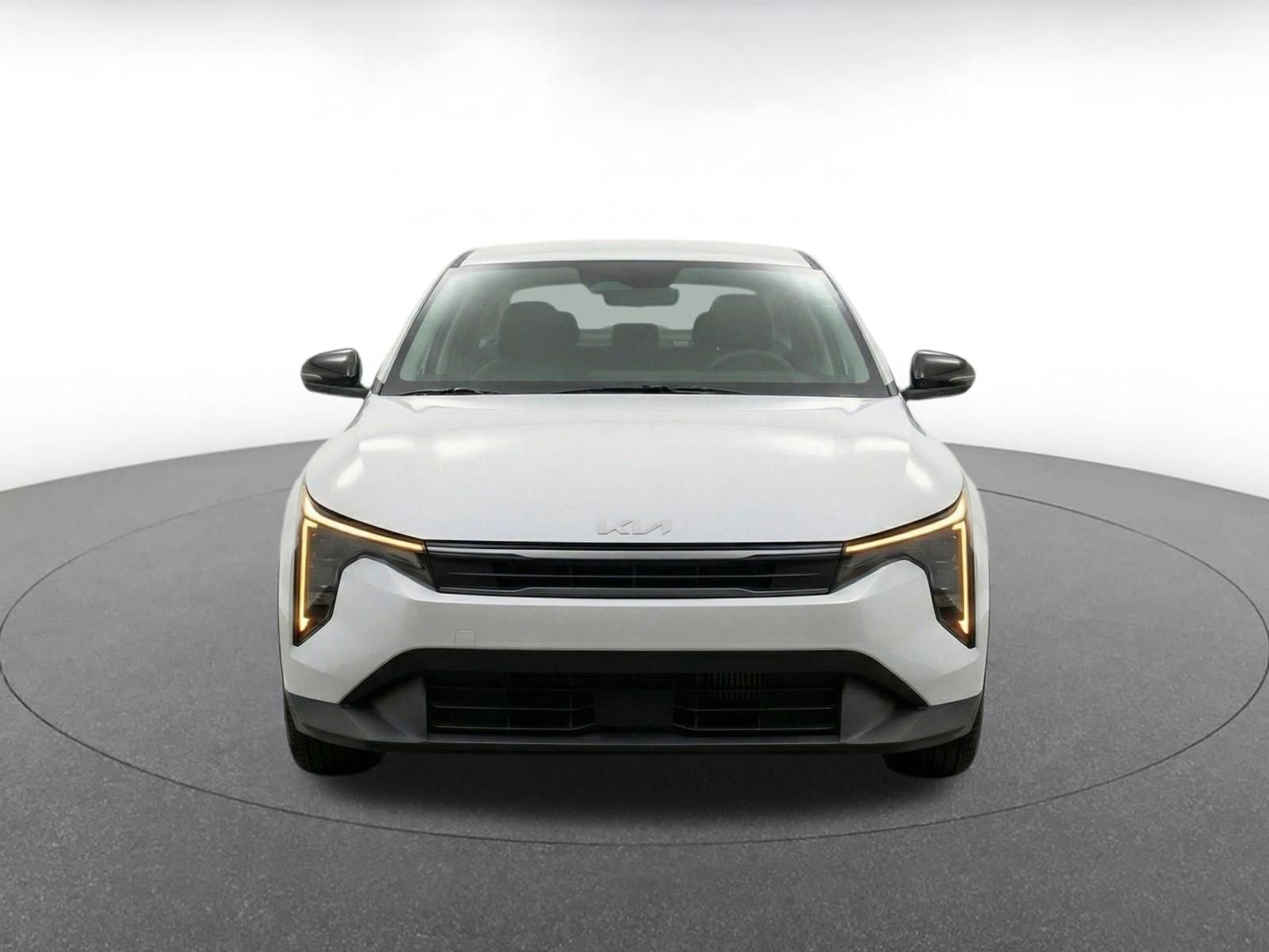 Used 2025 Kia K4 FWD image 2