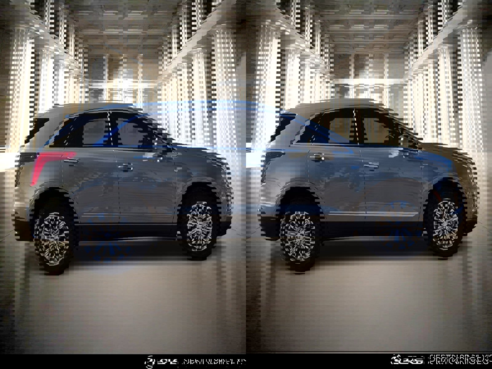 Used 2018 Cadillac XT5 Luxury w/ Driver Awareness Package image 3