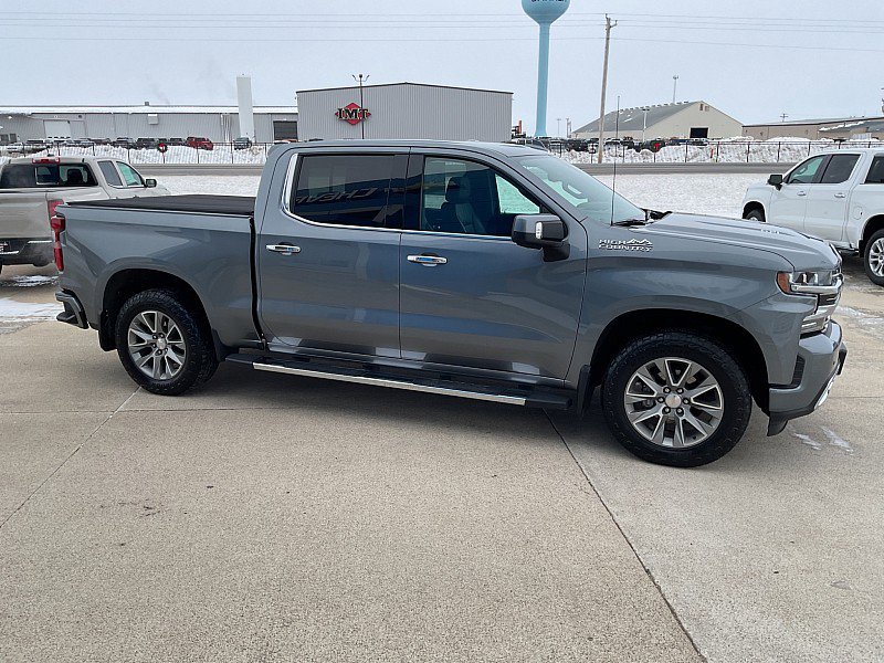 Used 2019 Chevrolet Silverado 1500 High Country w/ Technology Package image 5