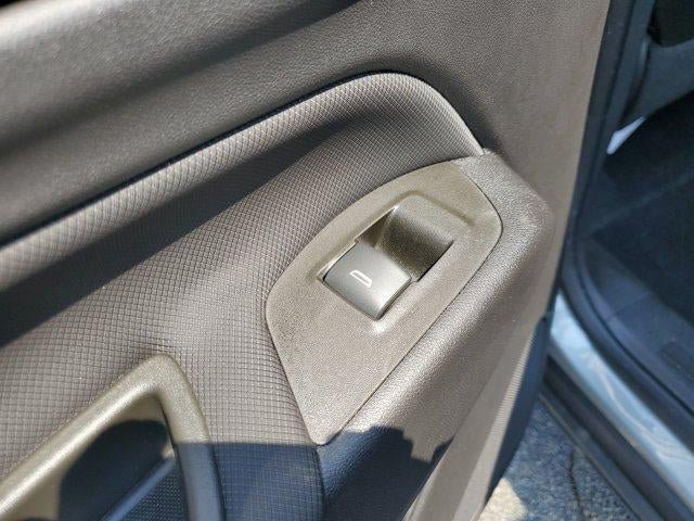 Used 2024 Chevrolet Equinox RS FWD image 16