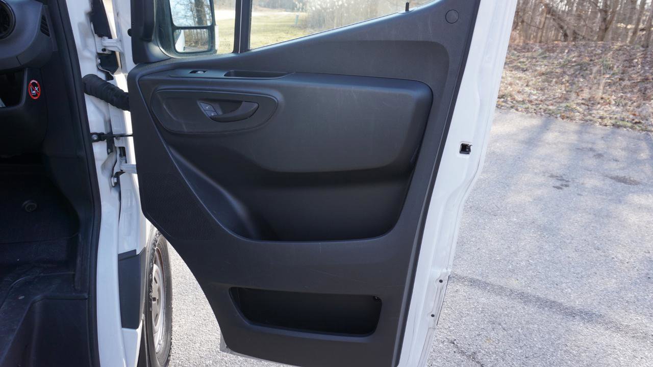 Used 2020 Mercedes-Benz Sprinter 2500 w/ Driver Convenience Package image 22
