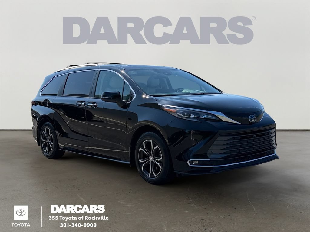Used 2025 Toyota Sienna Platinum