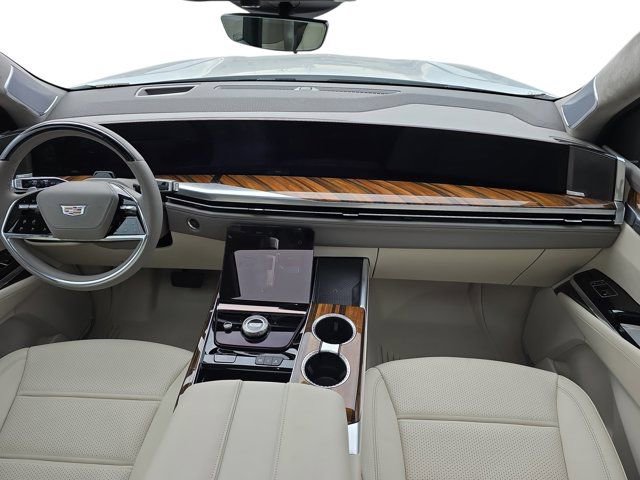 Certified 2025 Cadillac Escalade ESV Sport Platinum image 9