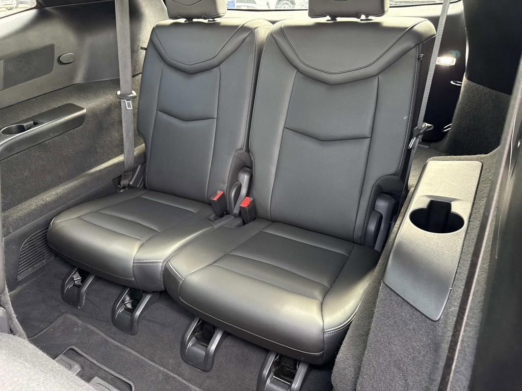Used 2023 Cadillac XT6 Premium Luxury FWD image 28