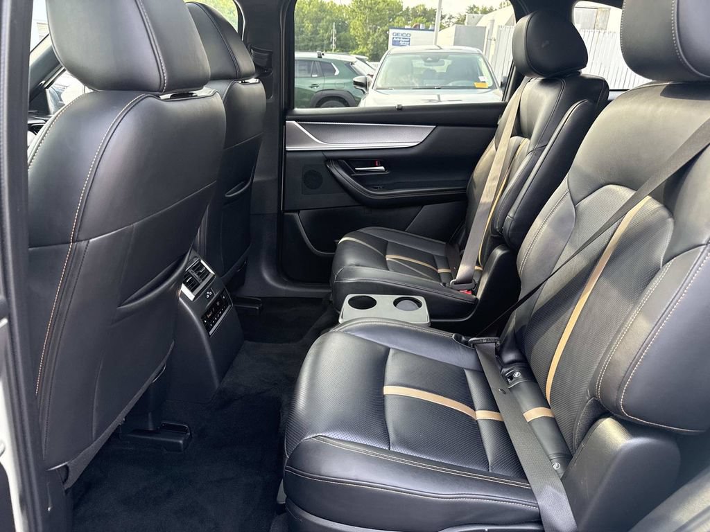Used 2024 MAZDA CX-90 Plug-In Hybrid w/ Premium Plus AWD/4WD image 30
