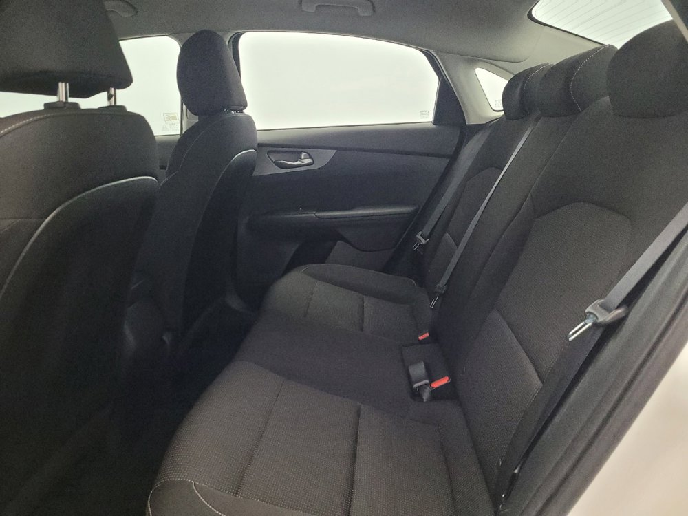 Used 2021 Kia Forte LXS FWD image 18