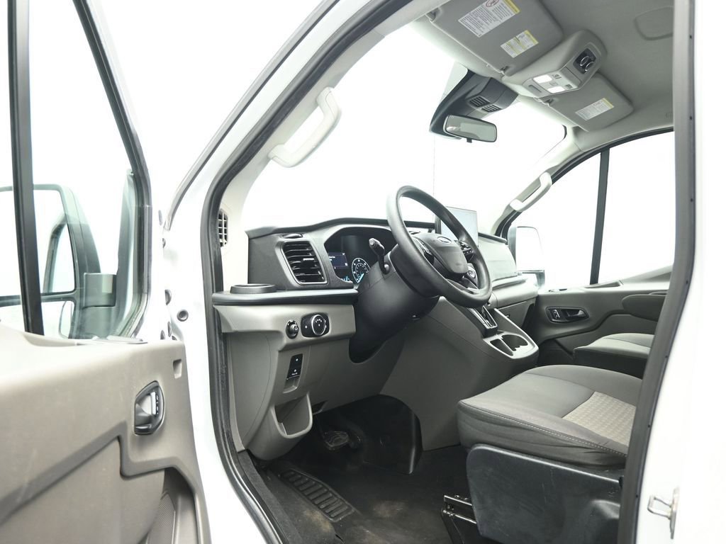 Certified 2023 Ford Transit 350 XLT image 9