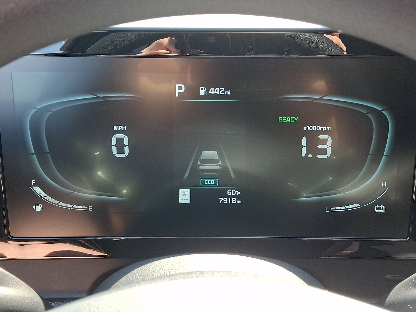 Certified 2025 Kia Sportage LX FWD image 18