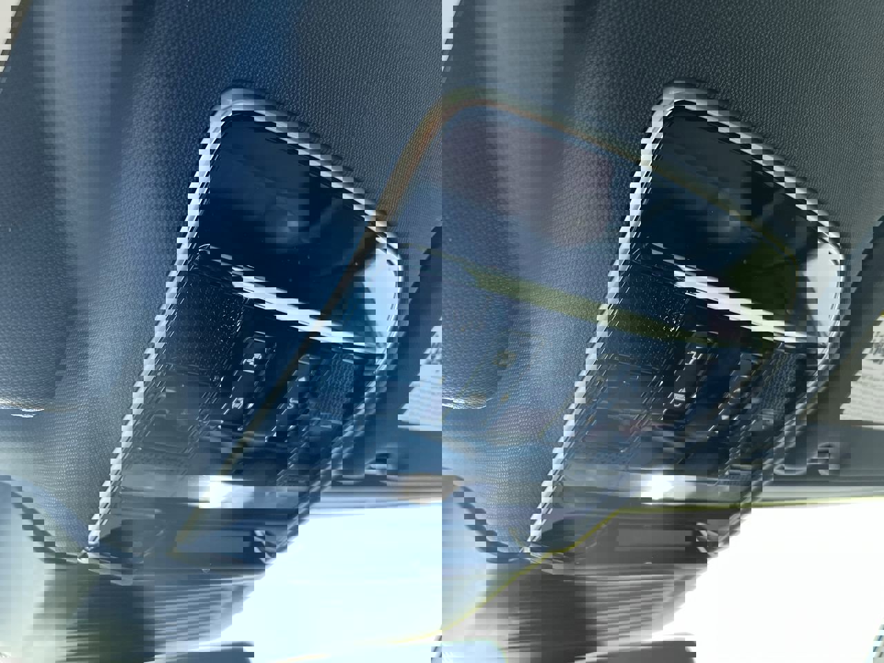 Used 2024 Land Rover Range Rover Sport Dynamic SE image 17