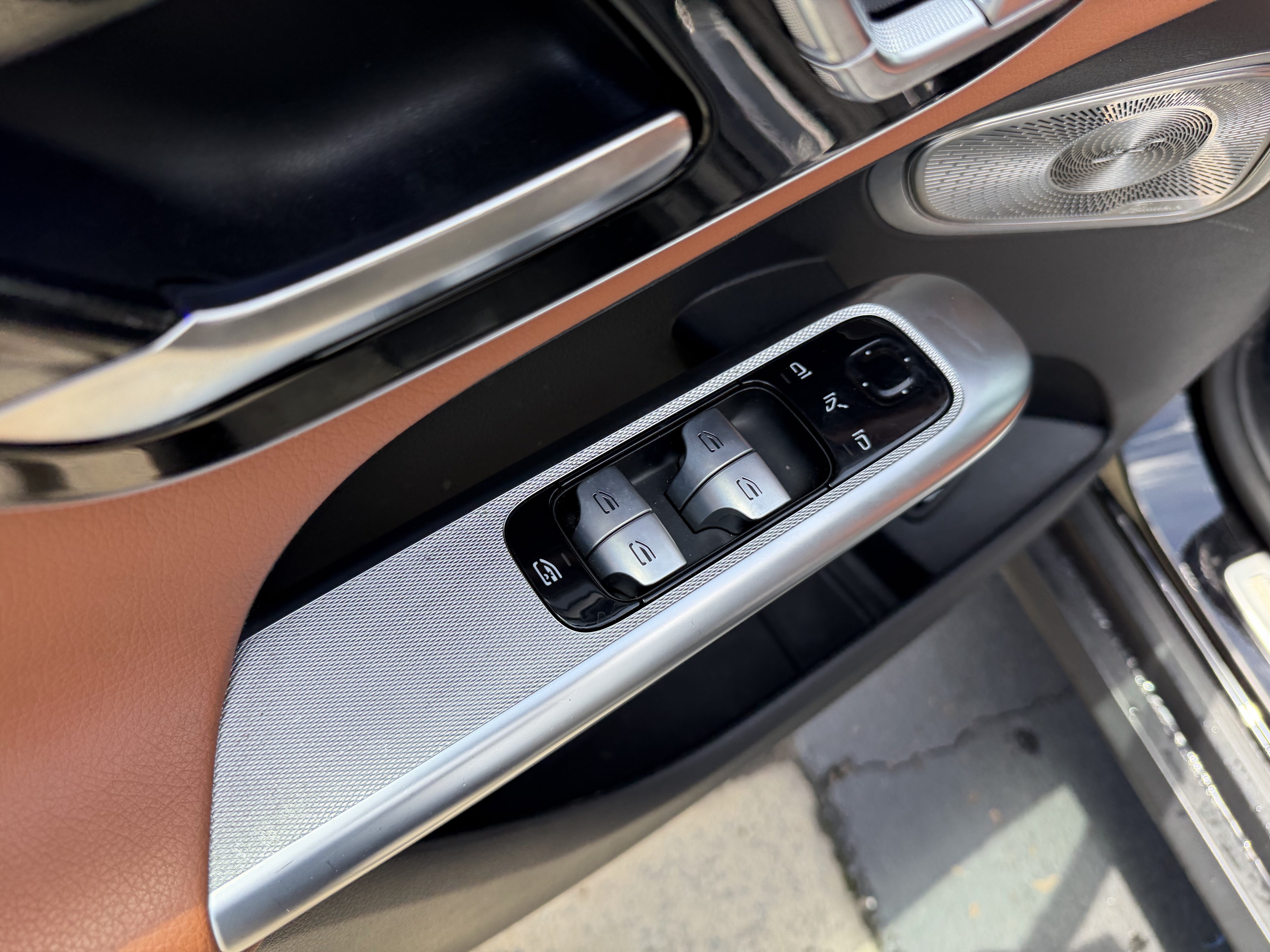 Certified 2023 Mercedes-Benz GLC 300 4MATIC w/ Exclusive Trim Package image 16