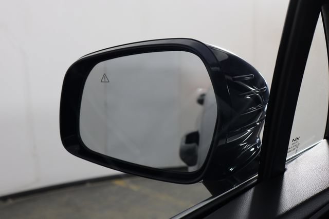 Certified 2025 Kia Sorento S w/ Panoramic Sunroof Package FWD image 41