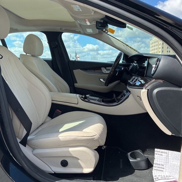 Used 2022 Mercedes-Benz E 350 Sedan image 8