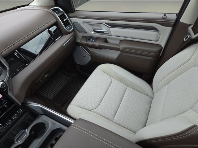 New 2026 RAM 1500 Laramie AWD/4WD image 43