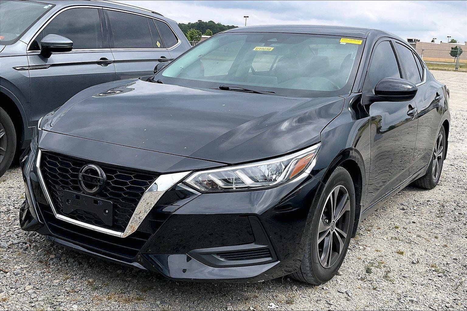 Used 2021 Nissan Sentra SV FWD image 2