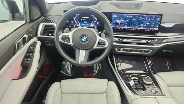 Used 2026 BMW X7 xDrive40i image 42