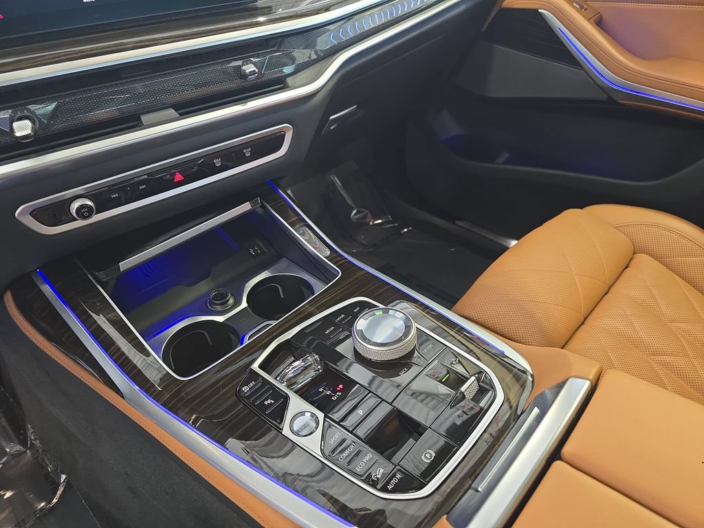 Used 2023 BMW X7 xDrive40i w/ Executive Package AWD/4WD image 29