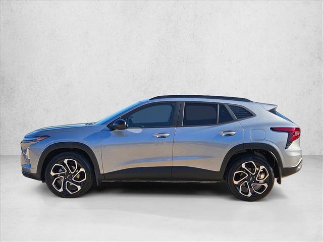 Used 2025 Chevrolet Trax RS FWD image 9