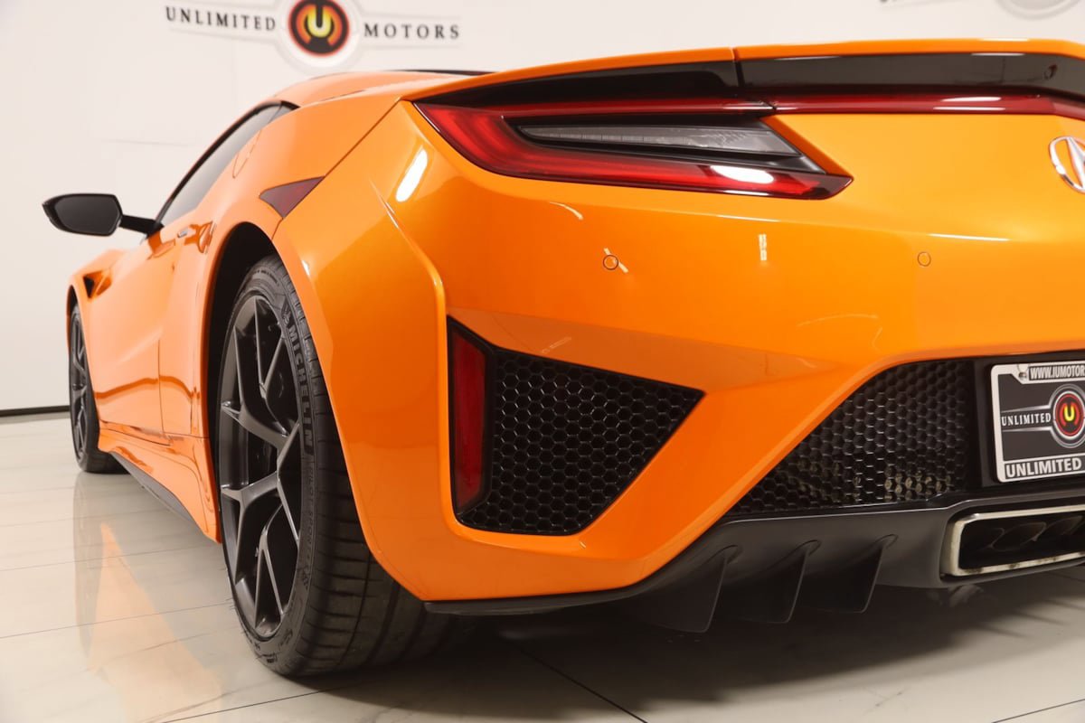 Used 2020 Acura NSX AWD/4WD image 32