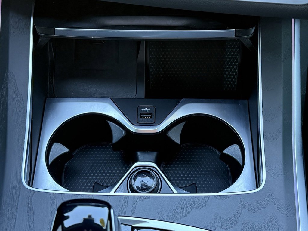 Used 2022 BMW X7 M50i image 31