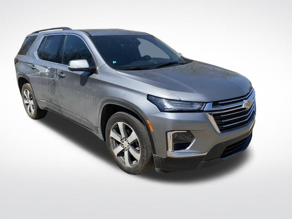Used 2023 Chevrolet Traverse LT w/ LT Premium Package AWD/4WD image 8