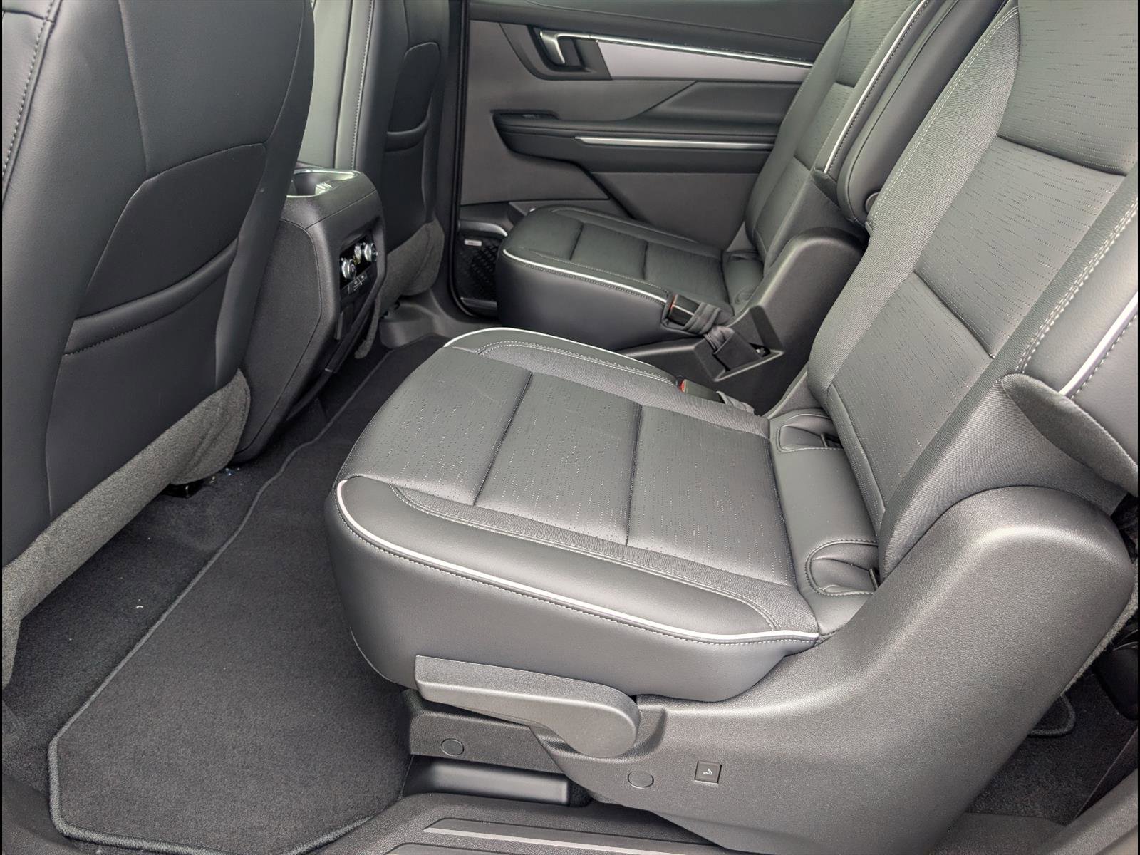New 2026 Buick Enclave Sport Touring w/ Power Package FWD image 12