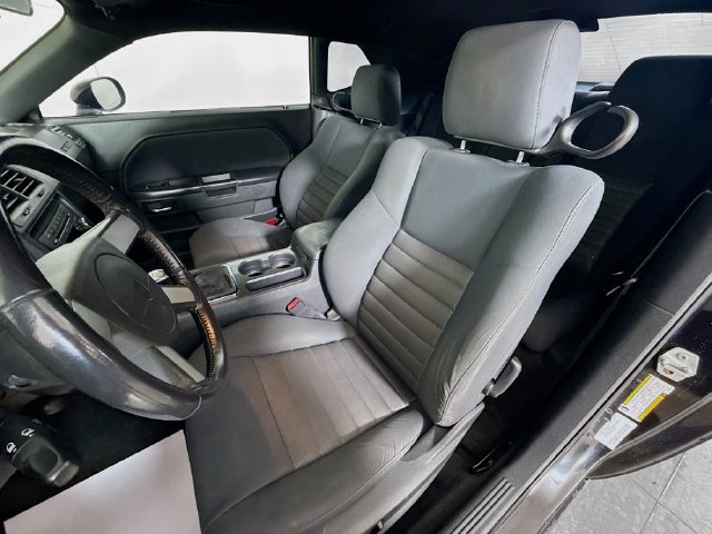 Used 2010 Dodge Challenger R/T RWD image 20