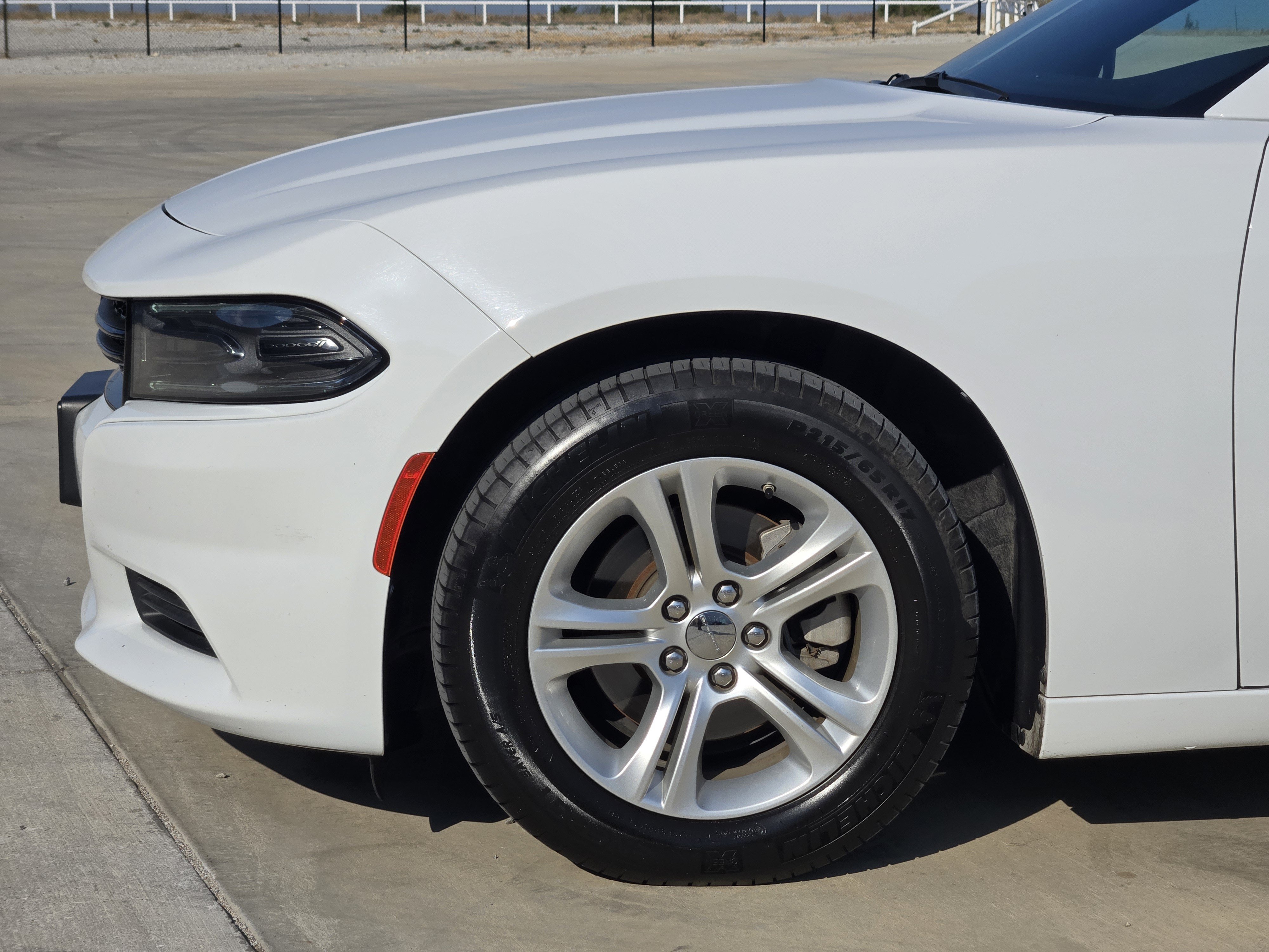 Used 2023 Dodge Charger SXT RWD image 9