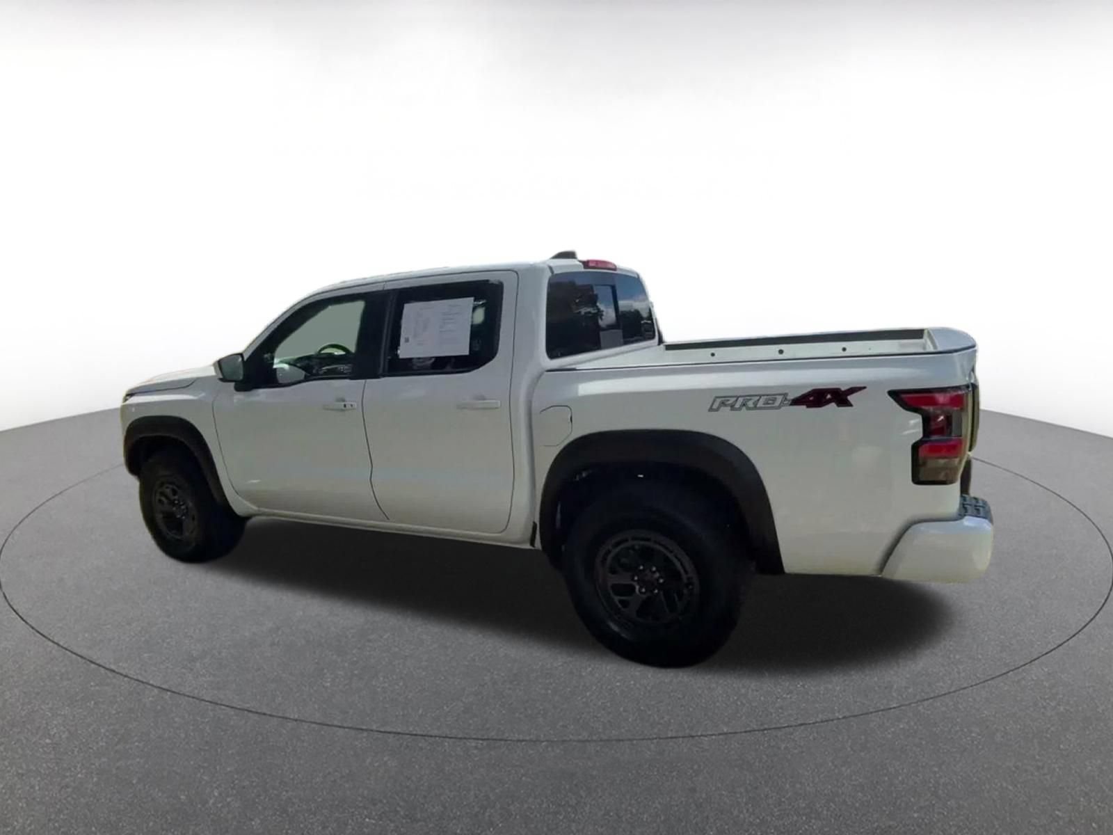Used 2026 Nissan Frontier PRO-4X AWD/4WD image 9