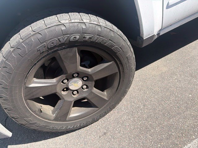 Used 2018 Chevrolet Silverado 1500 LT w/ All Star Edition RWD image 7