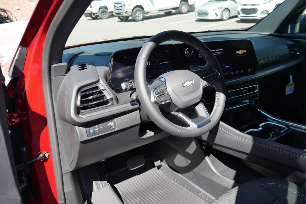 New 2026 Chevrolet Traverse LT w/ LPO, Floor Liner Package image 10