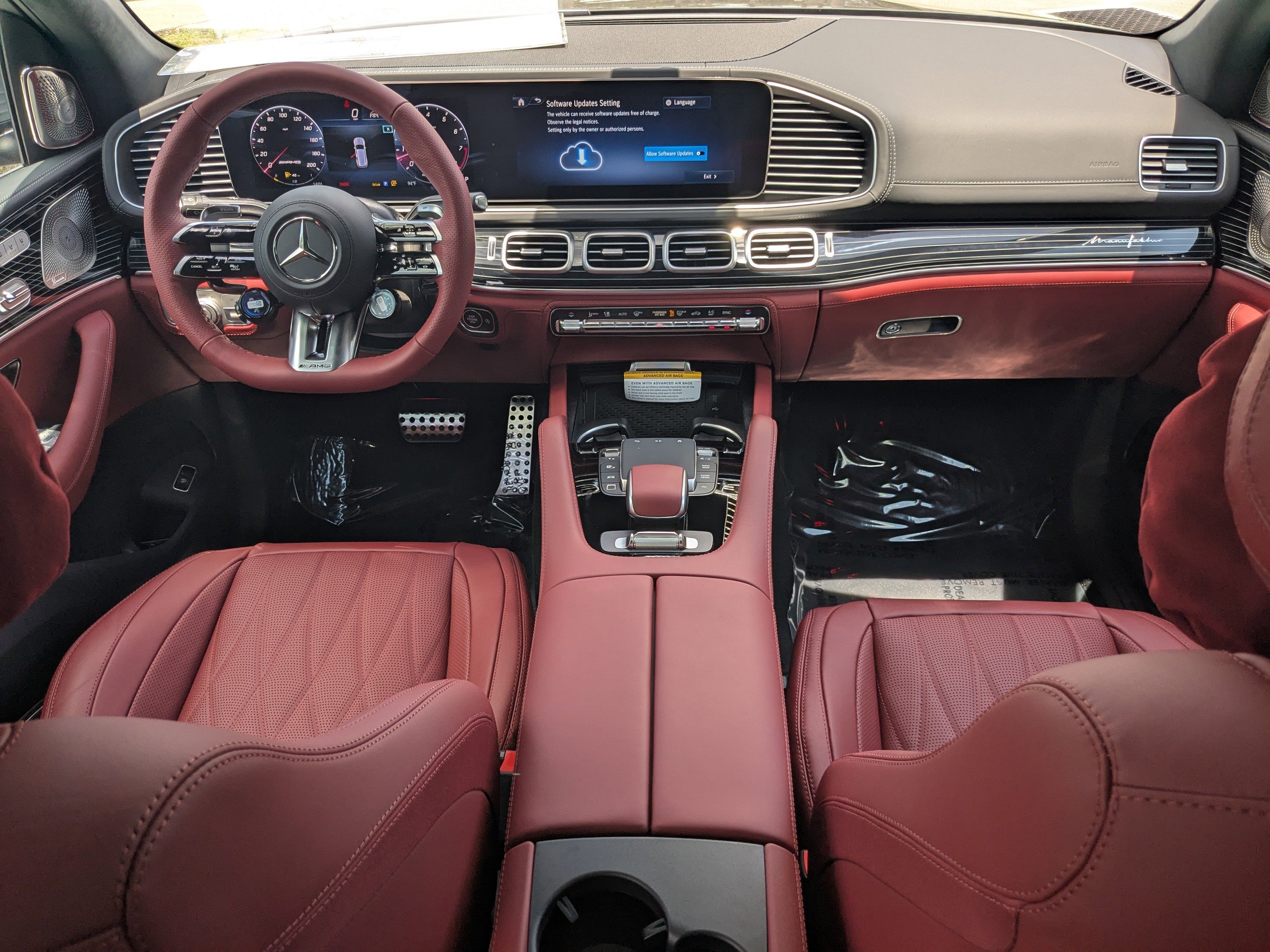 New 2025 Mercedes-Benz GLS 63 AMG 4MATIC image 4