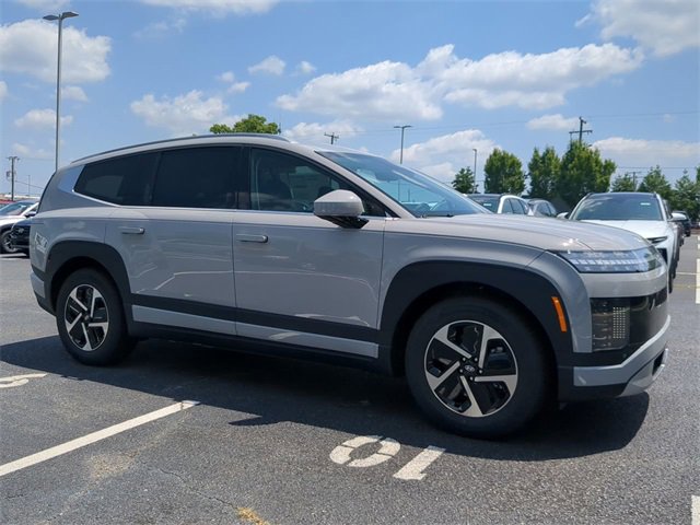 New 2026 Hyundai Ioniq 9 SE image 2