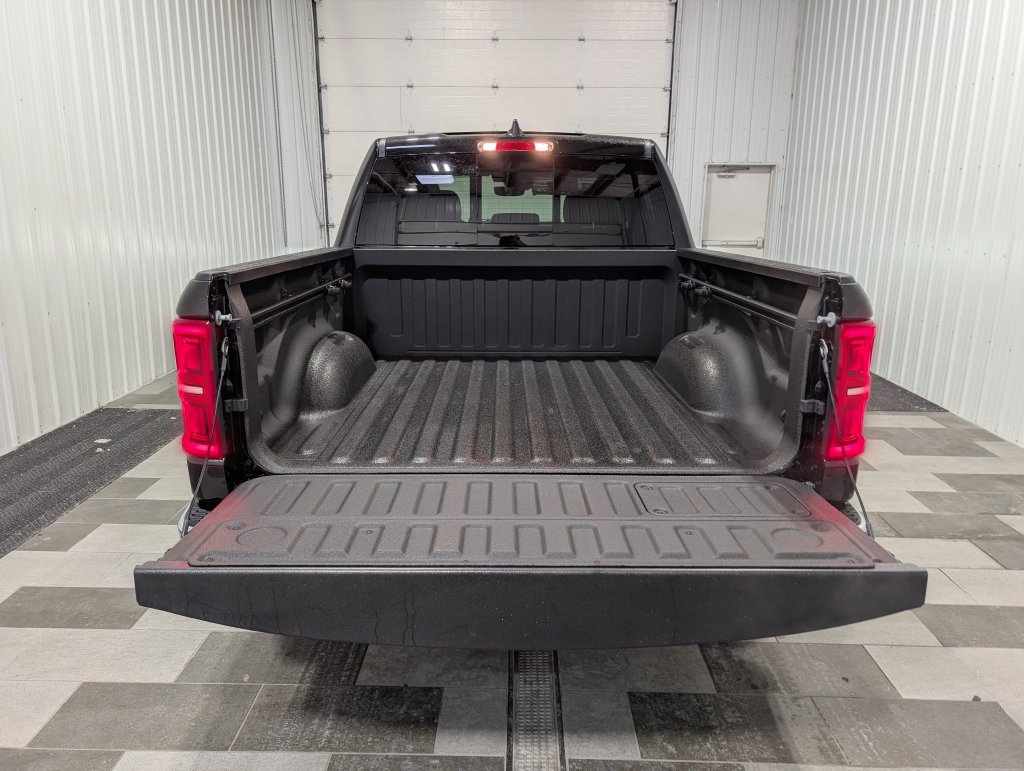 Used 2026 RAM 1500 Limited AWD/4WD image 29