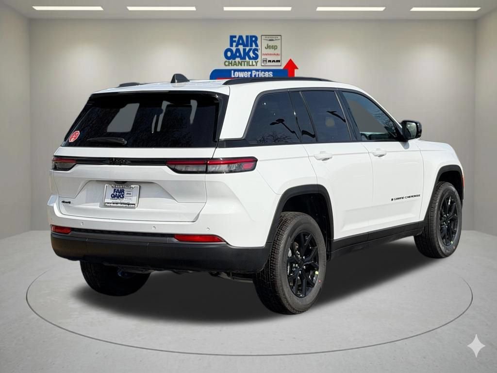 New 2026 Jeep Grand Cherokee Altitude AWD/4WD image 7