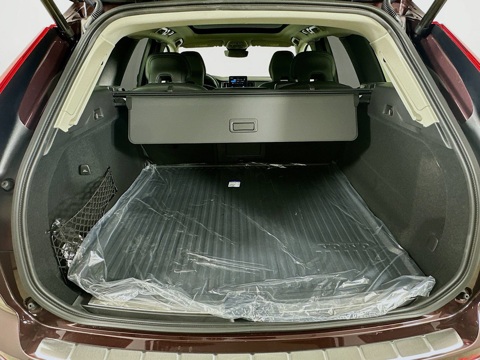 New 2026 Volvo XC60 B5 Ultra w/ Protection Package Premier AWD/4WD image 42