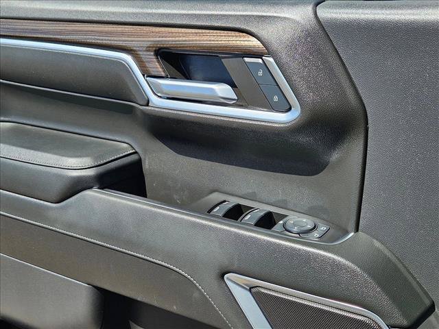 Used 2024 Chevrolet Silverado 1500 RST AWD/4WD image 11