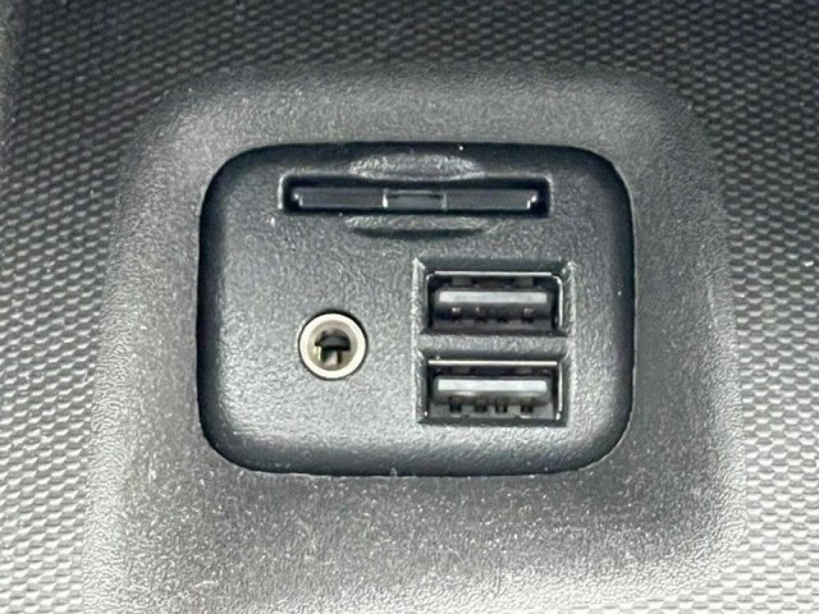 Used 2020 Buick Enclave Premium w/ Surround and Sites Package image 30