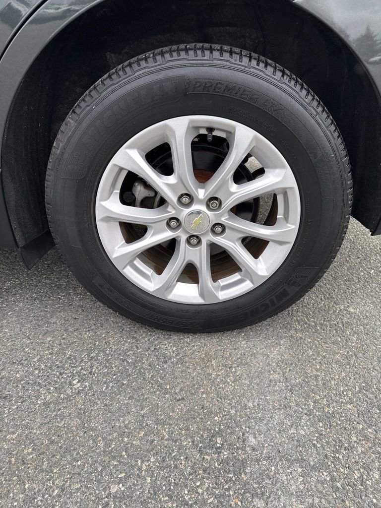 Used 2018 Chevrolet Equinox LS image 33