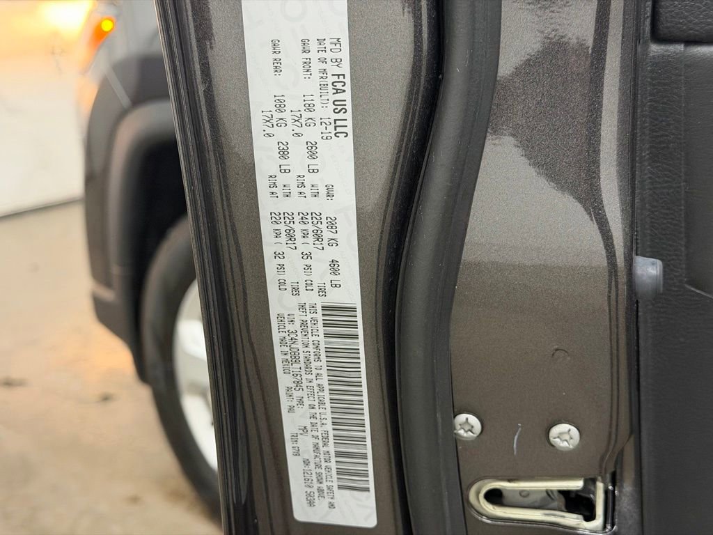 Used 2020 Jeep Compass Latitude w/ Cold Weather Group image 30