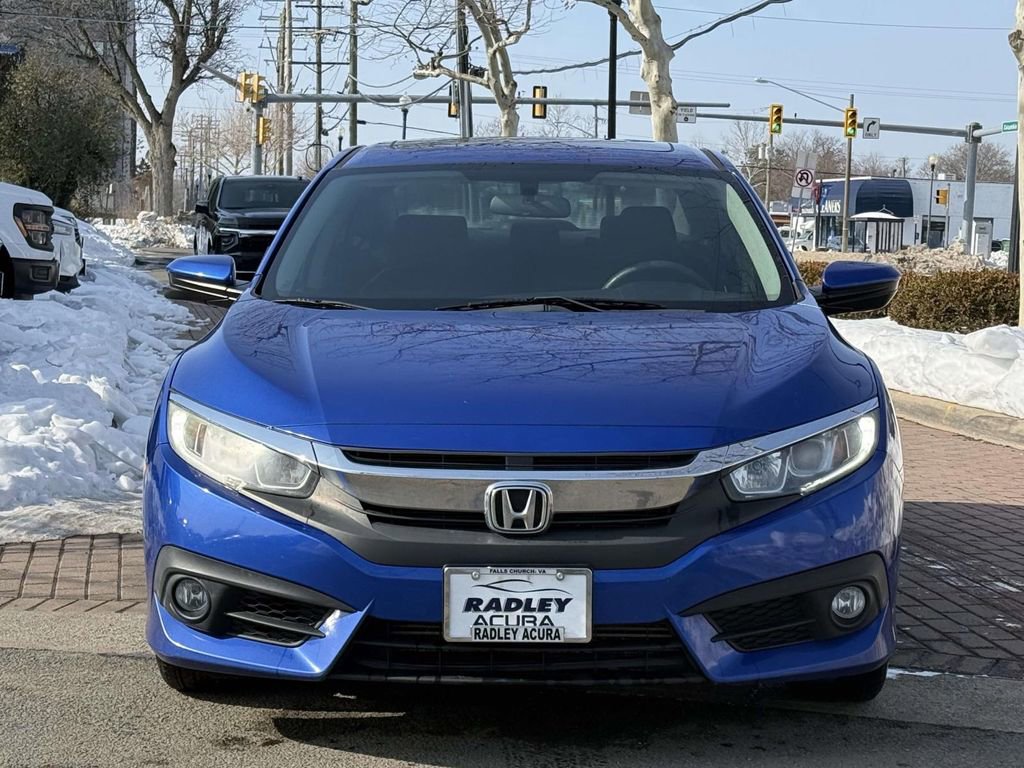 Used 2017 Honda Civic EX-T image 2