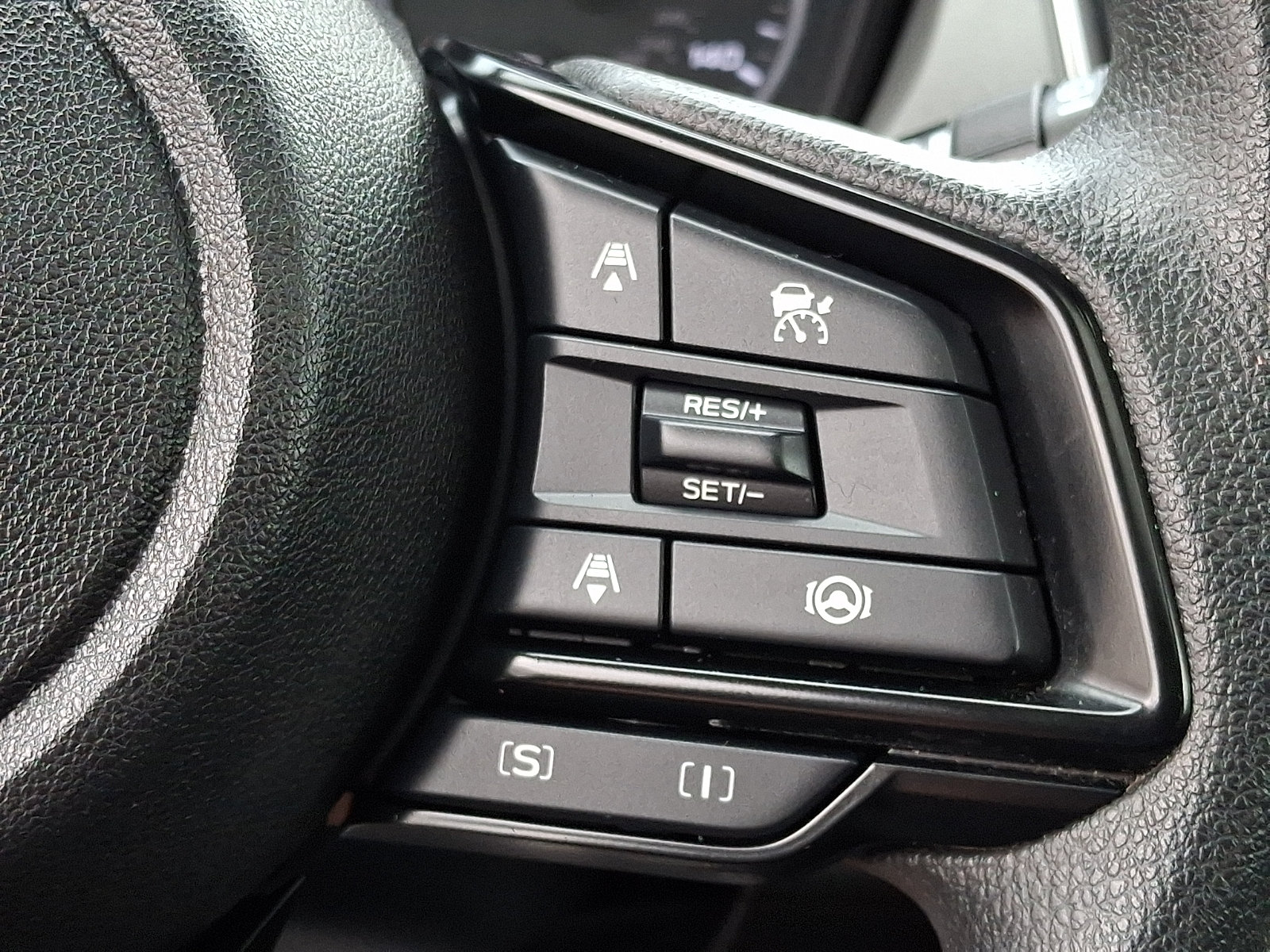 Certified 2024 Subaru Crosstrek 2.0i Premium AWD/4WD image 25