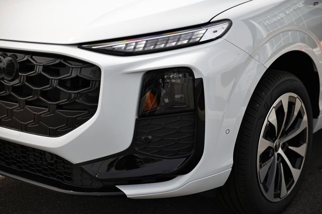 New 2026 Audi Q3 quattro 2.0T AWD/4WD image 12
