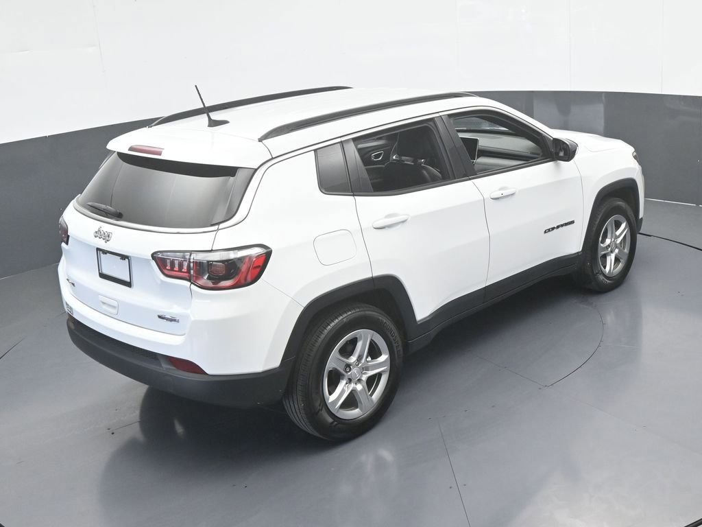 Used 2023 Jeep Compass Latitude AWD/4WD image 47
