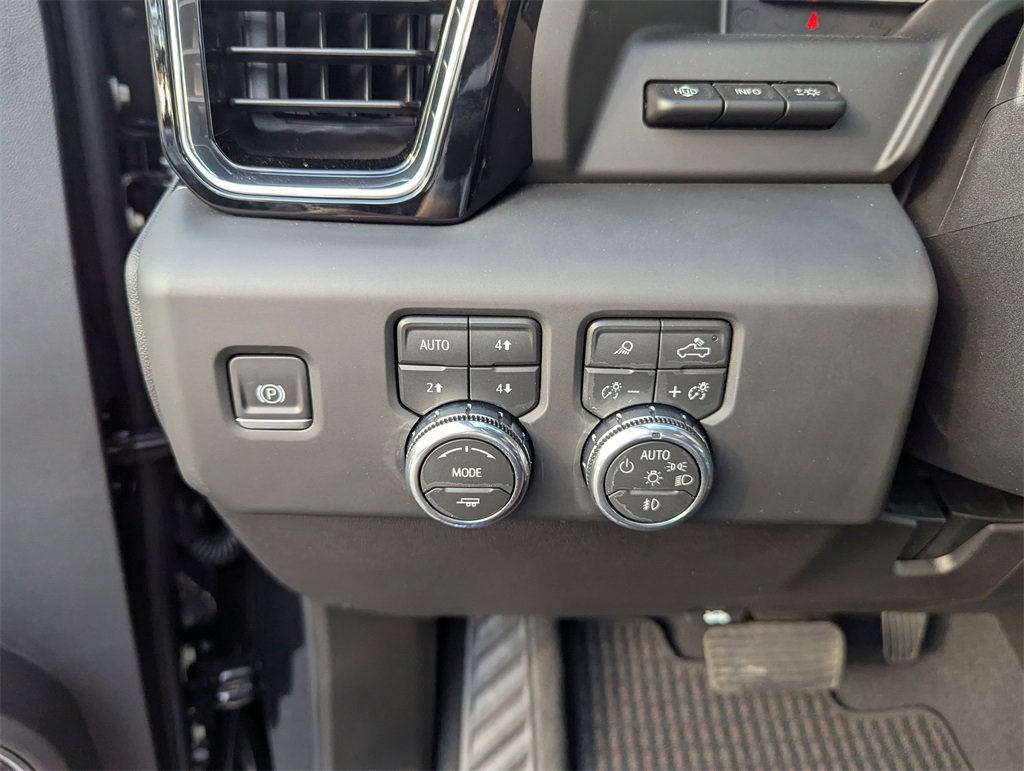 New 2026 GMC Sierra 2500 Denali Ultimate image 18