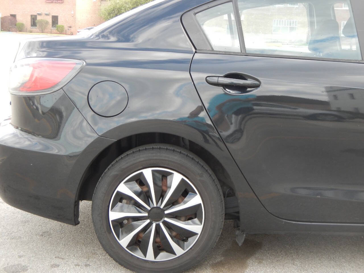 Used 2012 MAZDA MAZDA3 i Touring FWD image 21