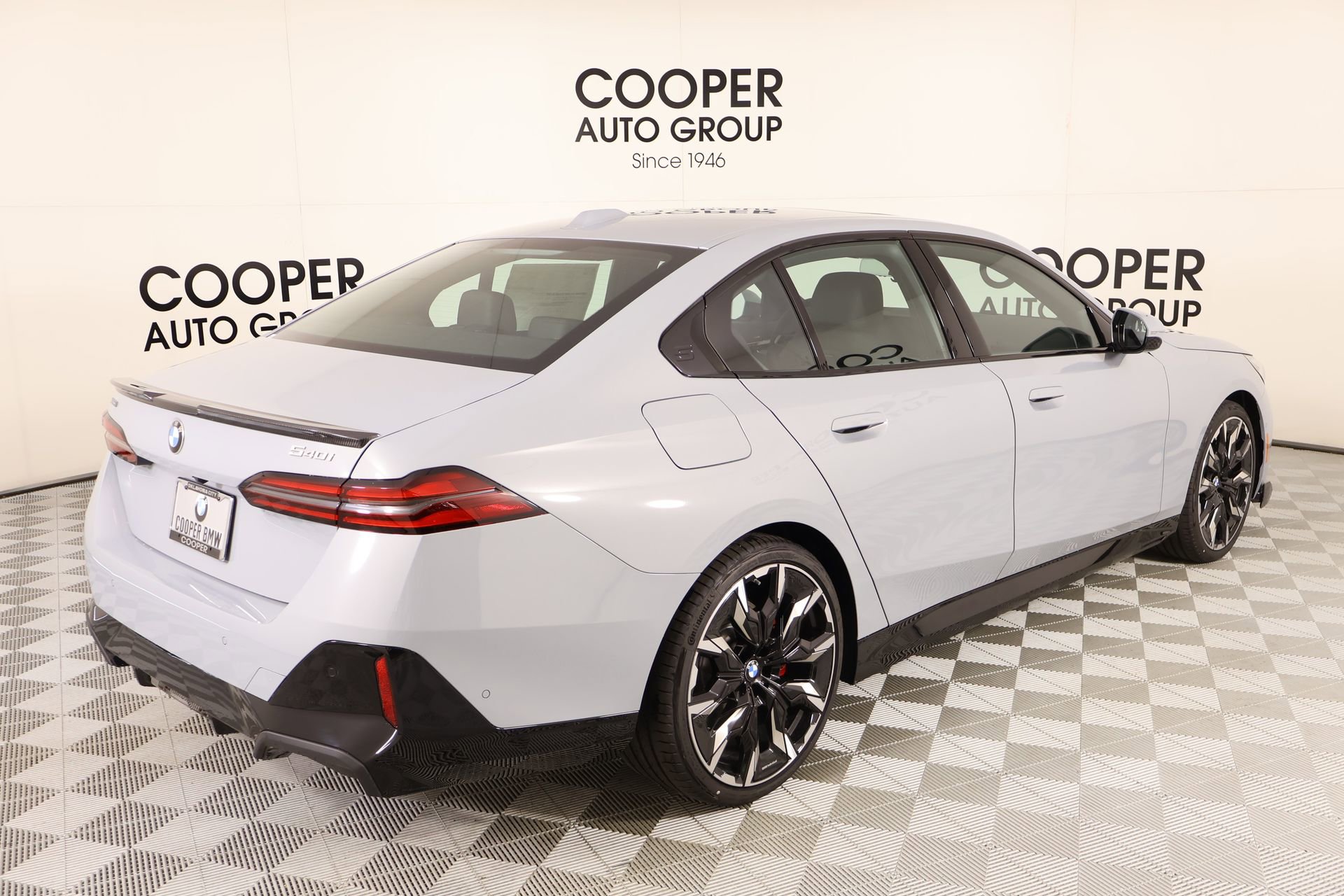 New 2026 BMW 540i xDrive w/ M Sport Package image 21