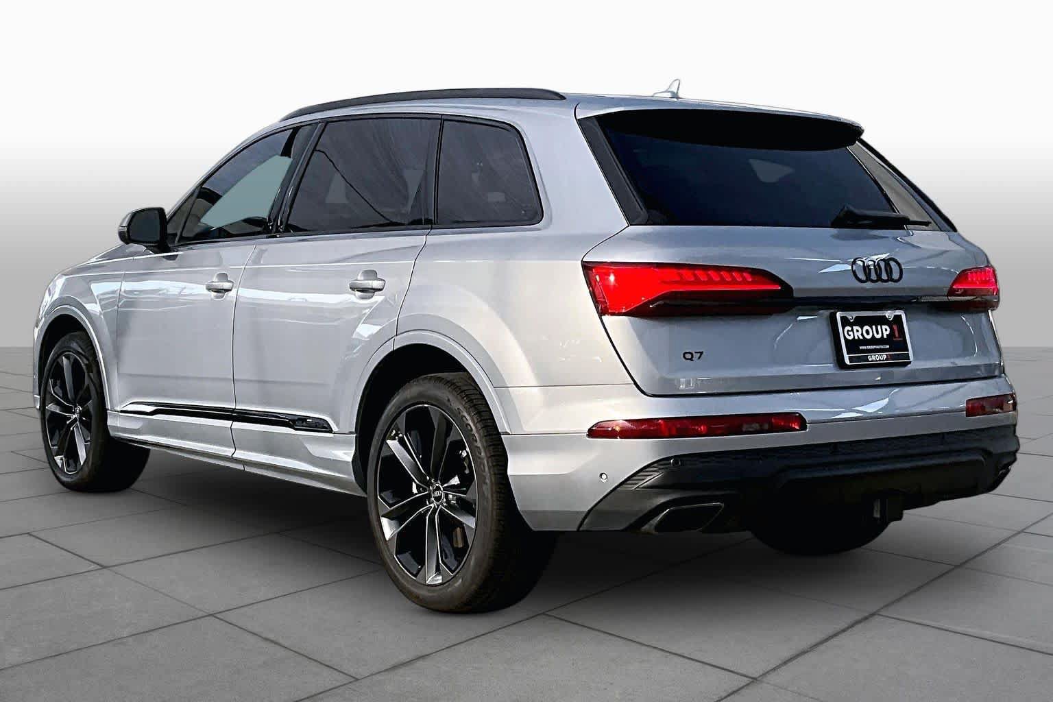 Used 2025 Audi Q7 3.0T Premium Plus w/ Premium Plus Package AWD/4WD image 12