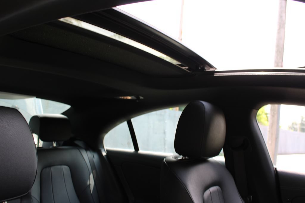 Used 2025 Mercedes-Benz CLA 250 image 25
