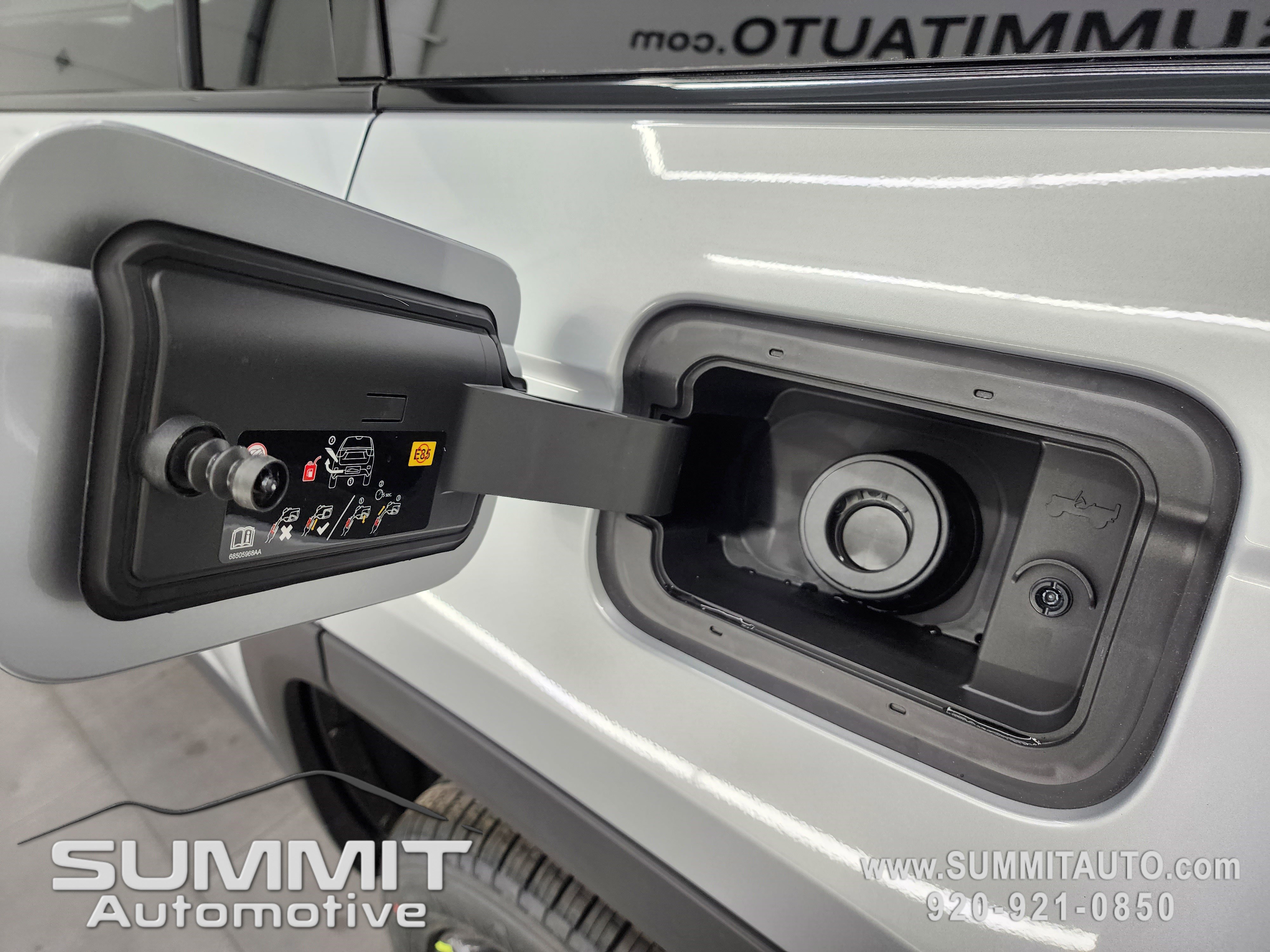 New 2025 Jeep Grand Cherokee L Limited w/ Trailer Tow Package image 30