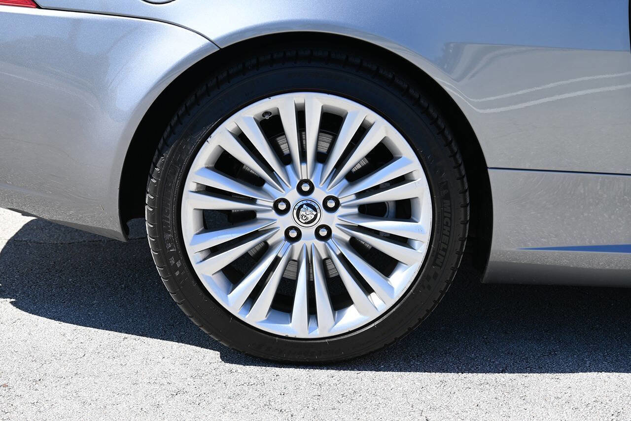 Used 2010 Jaguar XK Convertible image 32